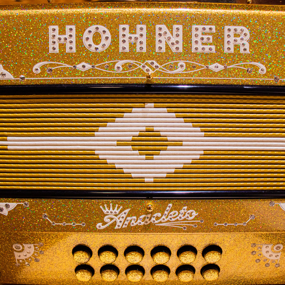 Anacleto Rey del Norte 5 Switches FBE Compact Holographic Gold-accordion-Anacleto- Hermes Music