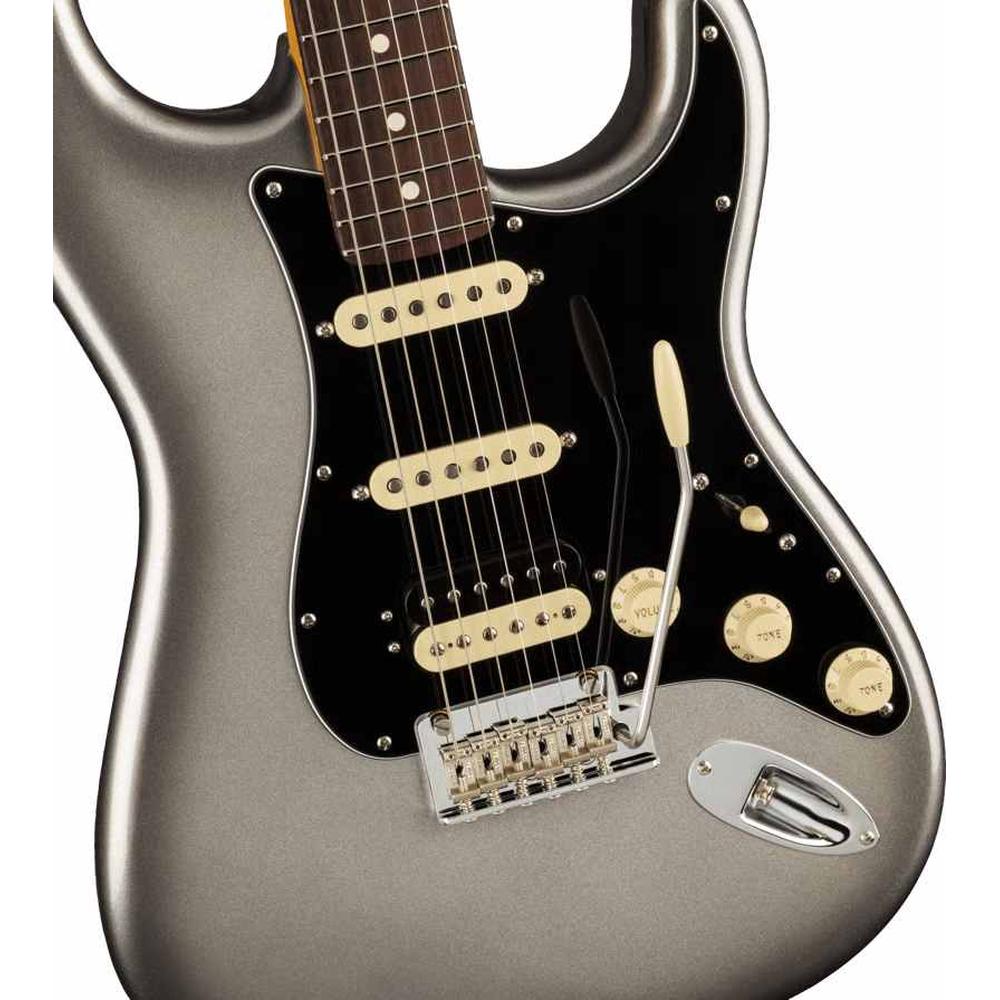 Fender American Professional II Stratocaster HSS in Mercury