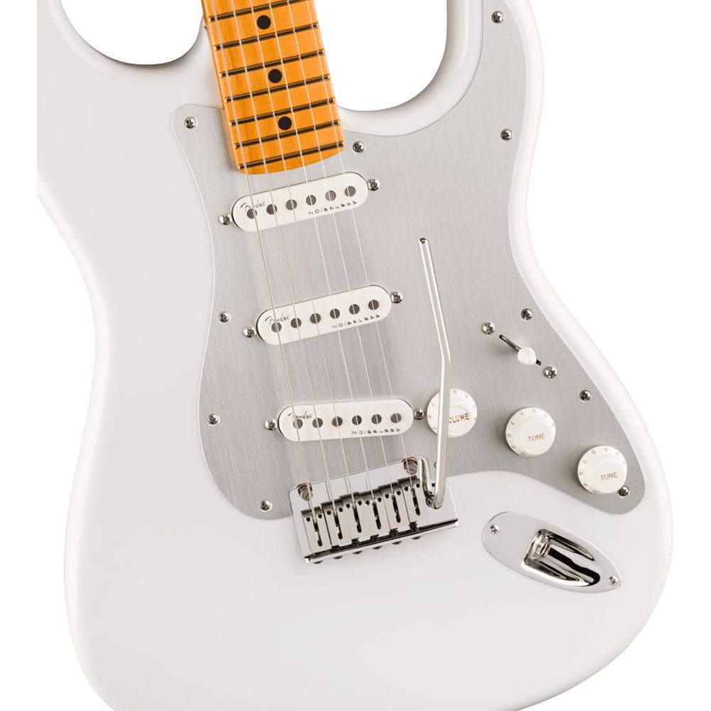 Fender American Ultra II Stratocaster in Avalanche White