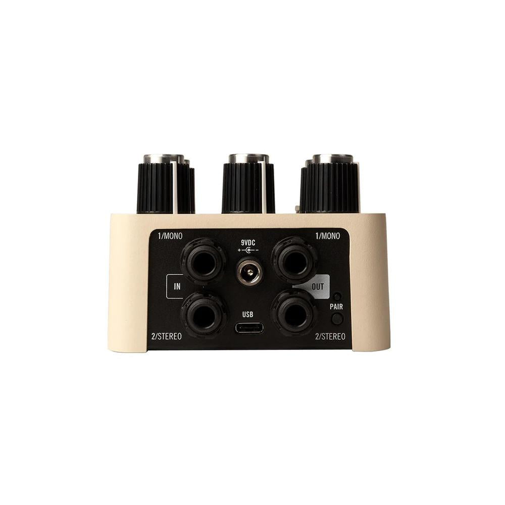 Universal Audio Astra Modulation Machine Guitar Pedal