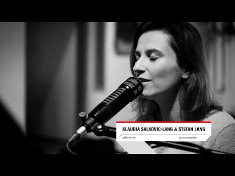 Electro-Voice RE320 Cardioid Dynamic Broadcast Microphone